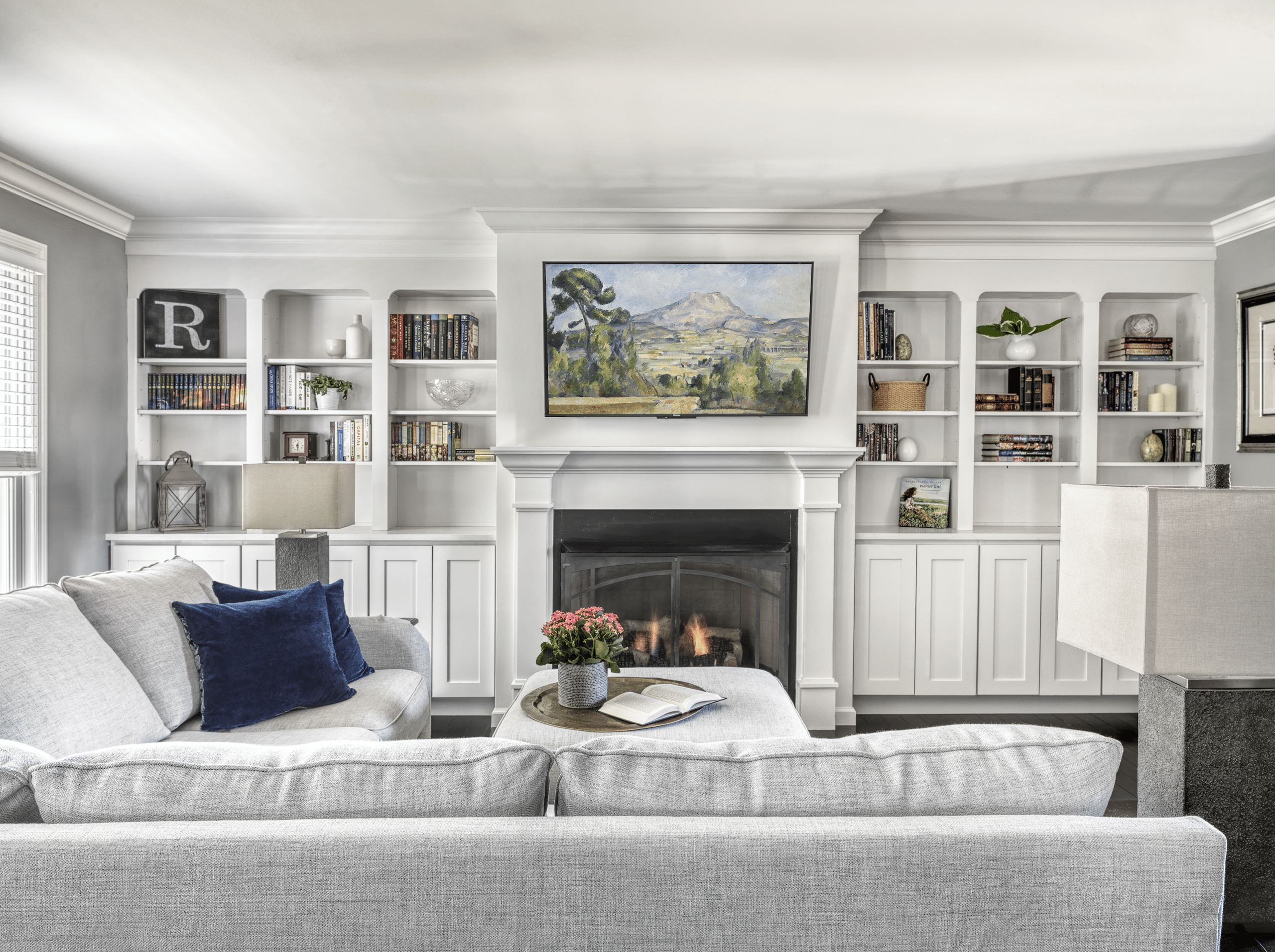 3745 Arpent Street Built Ins