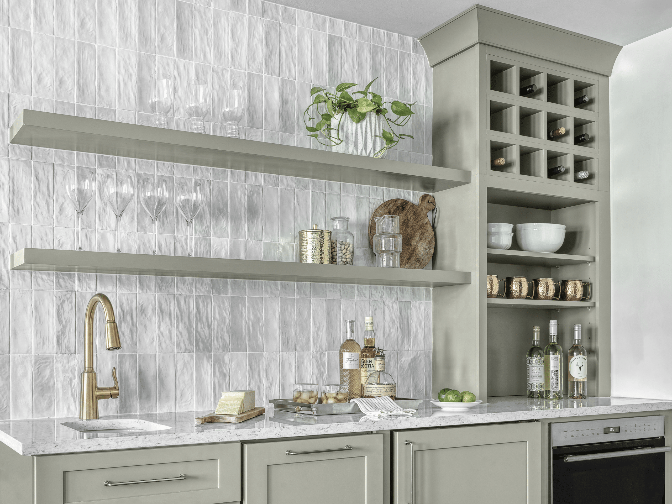 bar_cabinet_cropped