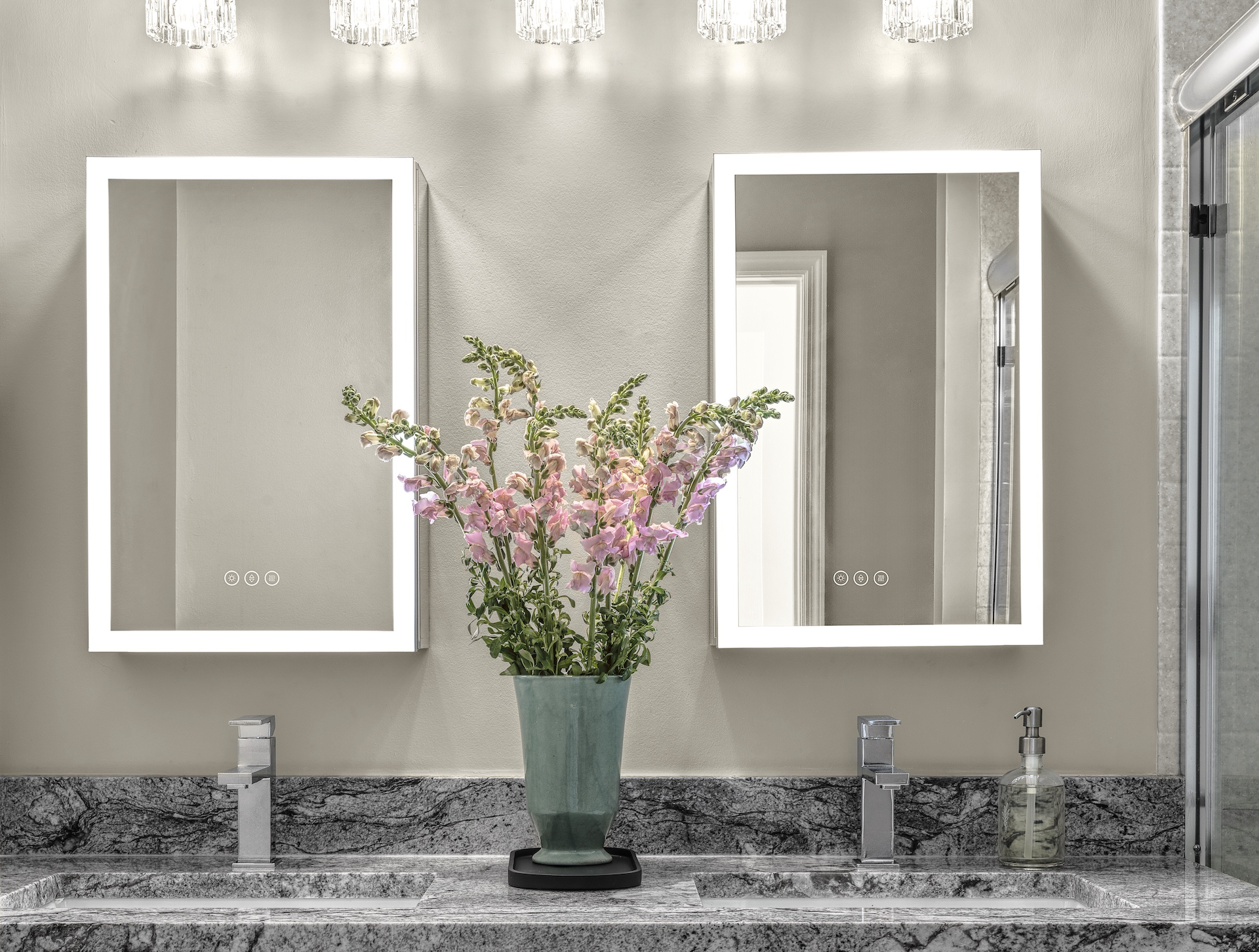 civic-green-bathroom-for-carousel